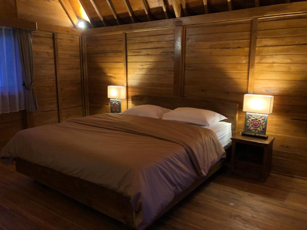 Buyan Lodge Lake View Villa เบอดูกูล ภายนอก รูปภาพ