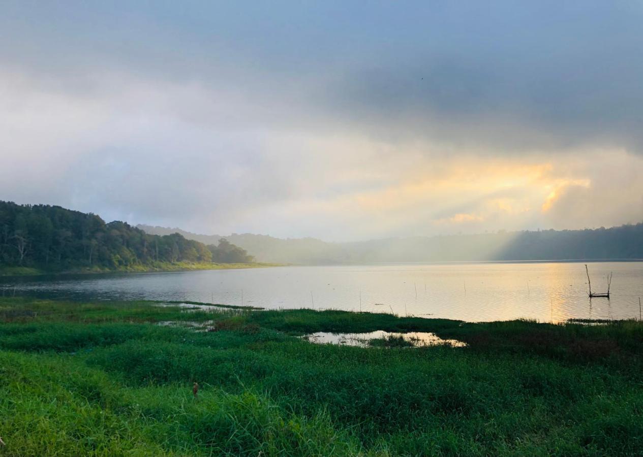 Buyan Lodge Lake View Villa เบอดูกูล ภายนอก รูปภาพ