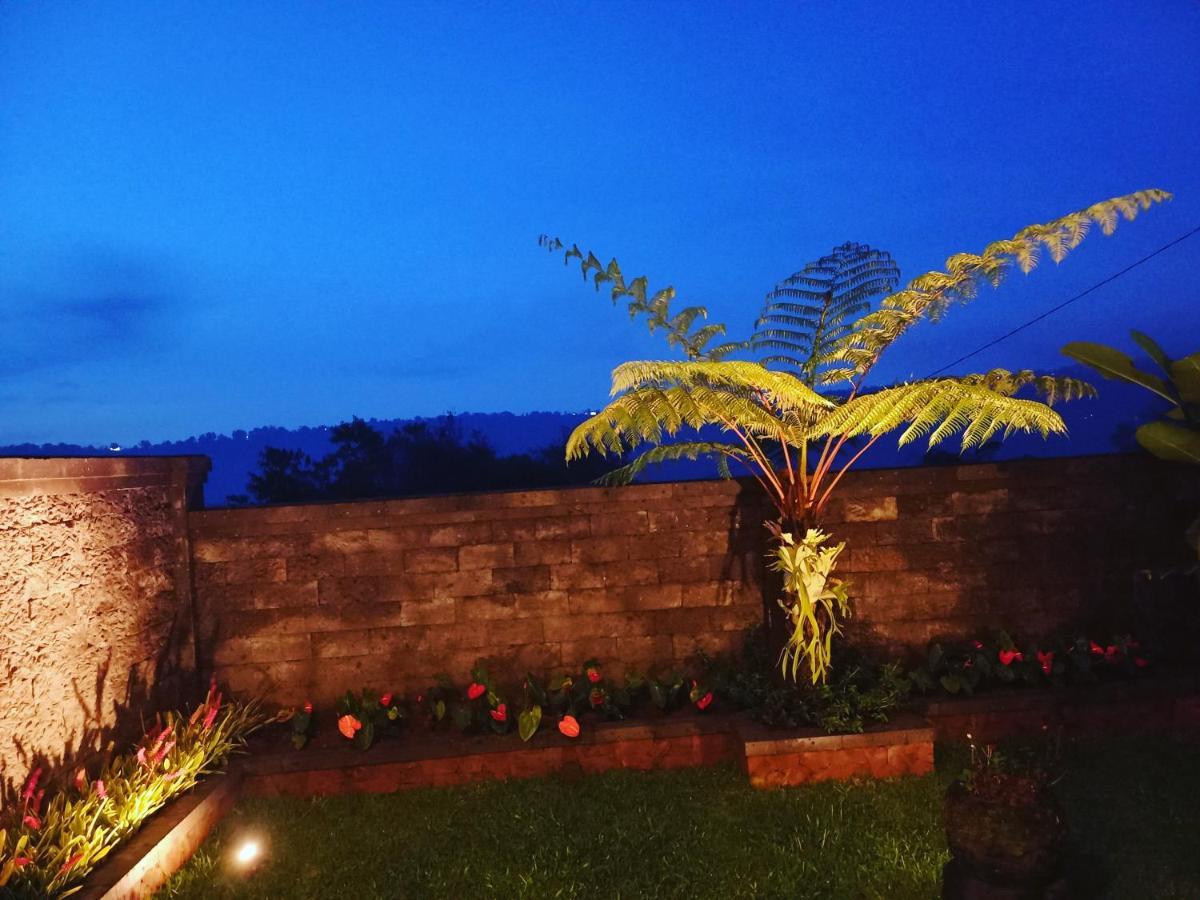 Buyan Lodge Lake View Villa เบอดูกูล ภายนอก รูปภาพ